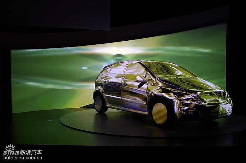 奔驰B级上市现场 