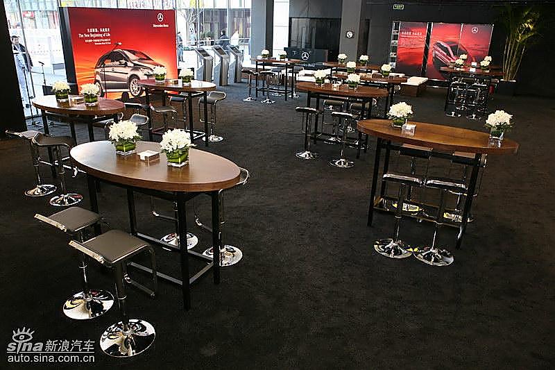 奔驰B级上市现场 