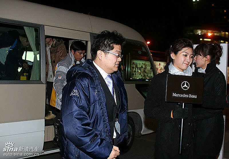 奔驰B级上市现场 