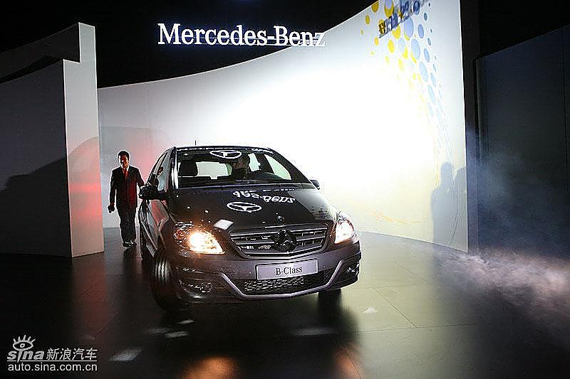 奔驰B级上市现场 