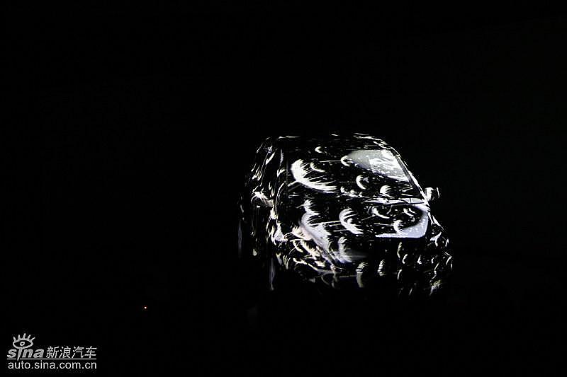 奔驰B级上市现场 