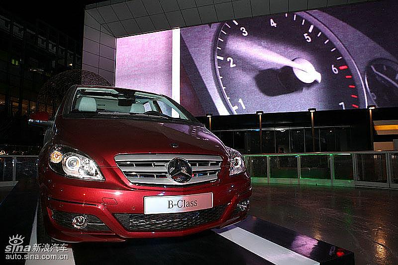 奔驰B级上市现场 