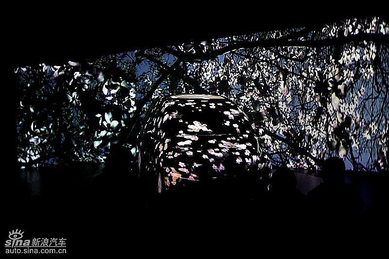 奔驰B级上市现场 