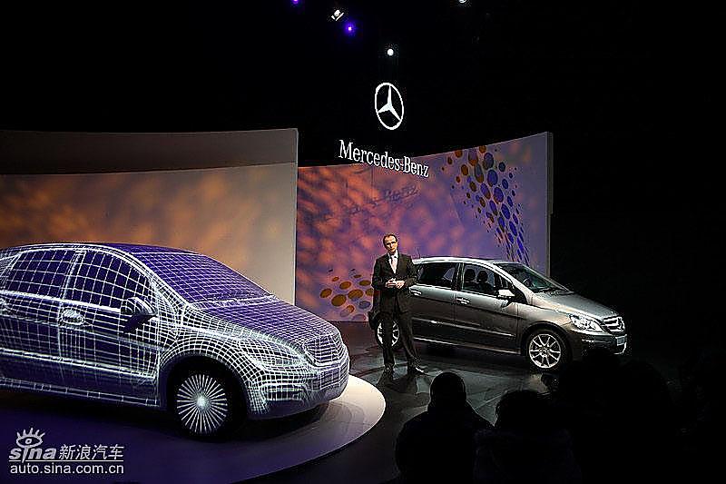 奔驰B级上市现场 
