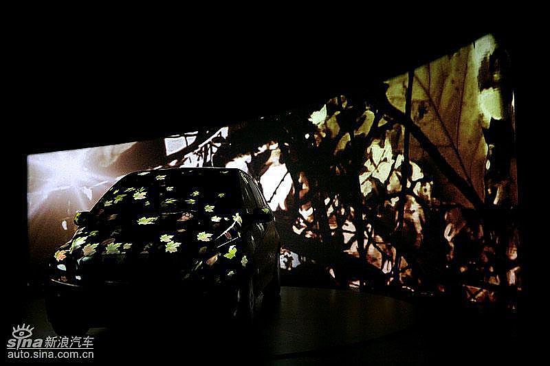 奔驰B级上市现场 