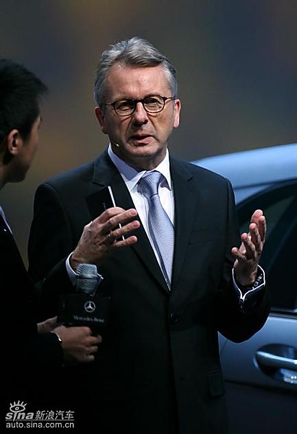 奔驰B级上市现场 