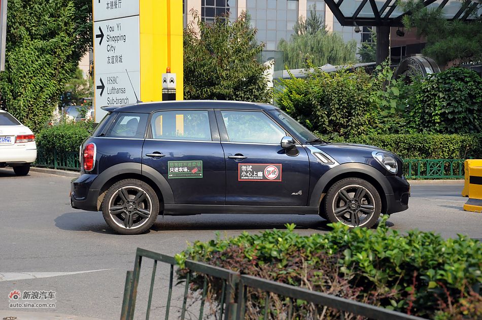 2011款MINI COUNTRYMAN实拍