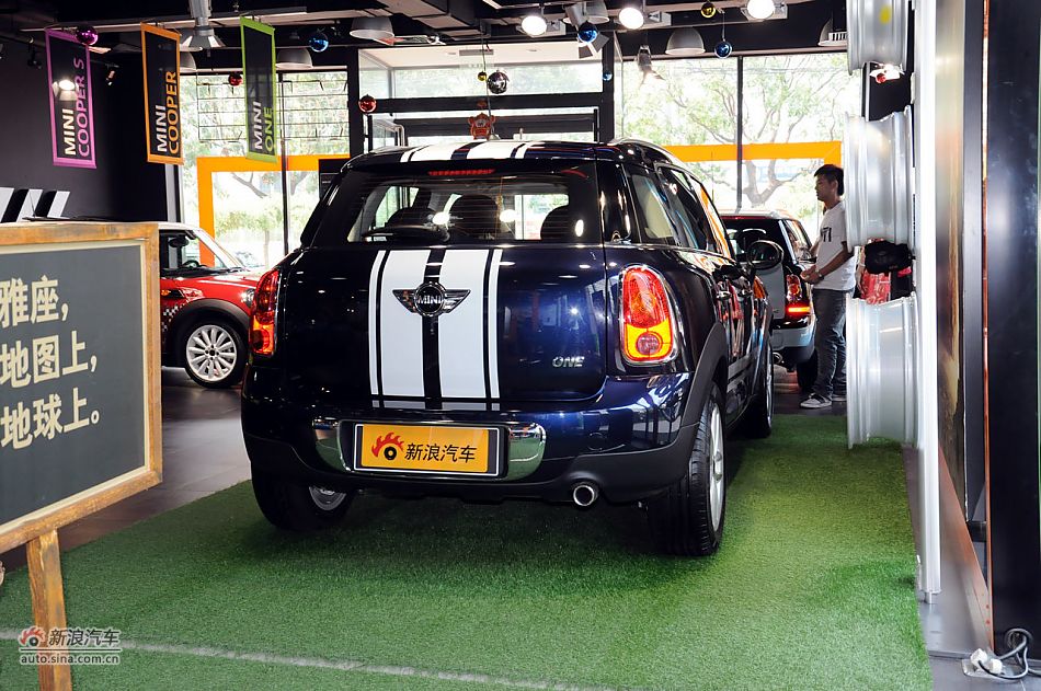 2011款MINI COUNTRYMAN实拍