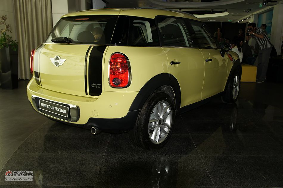 2011款MINI ONE COUNTRYMAN