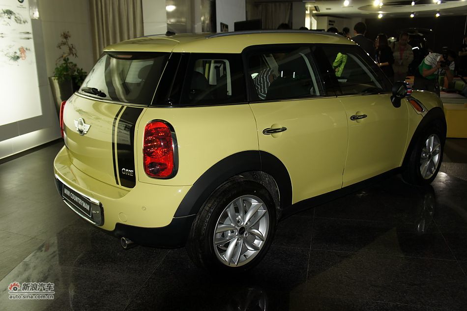2011款MINI ONE COUNTRYMAN