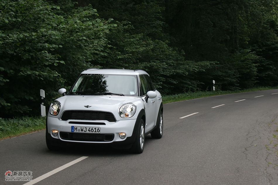 MINI Countryman外观
