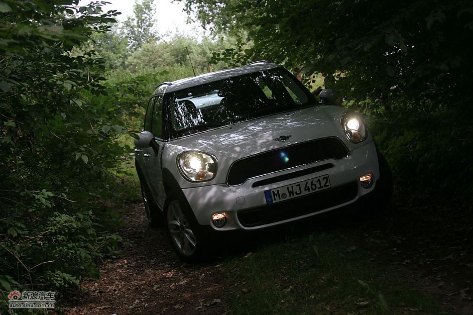 MINI Countryman外观