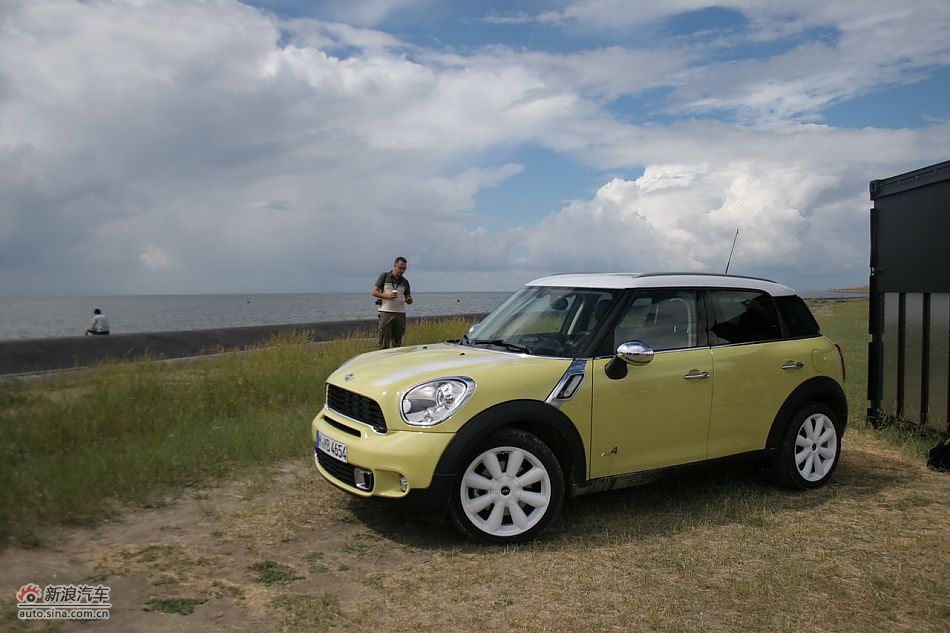 MINI Countryman特装车款外观