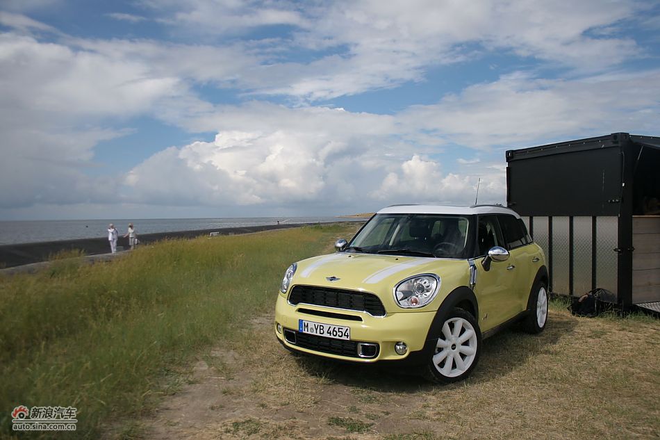 MINI Countryman特装车款外观