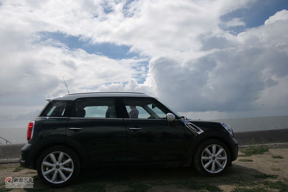 MINI Countryman特装车款外观