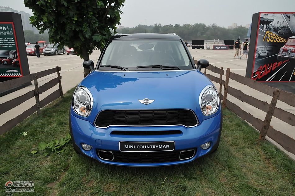 MINI Countryman外观