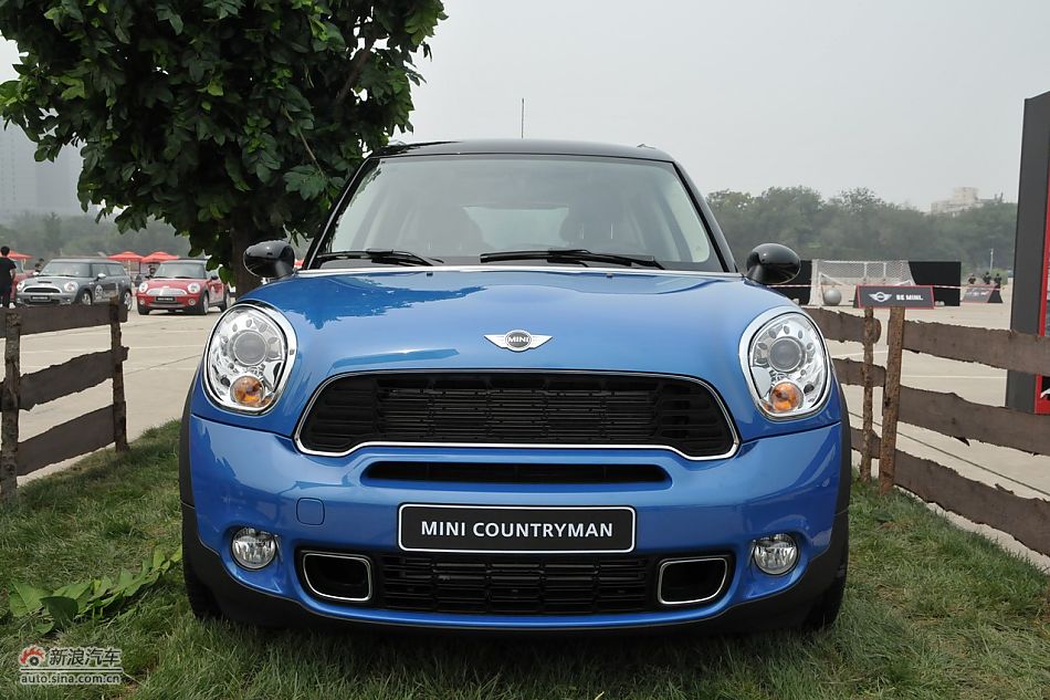 MINI Countryman外观