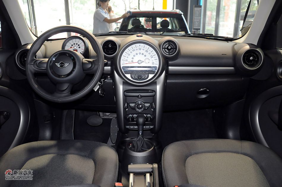 2011款MINI COUNTRYMAN实拍