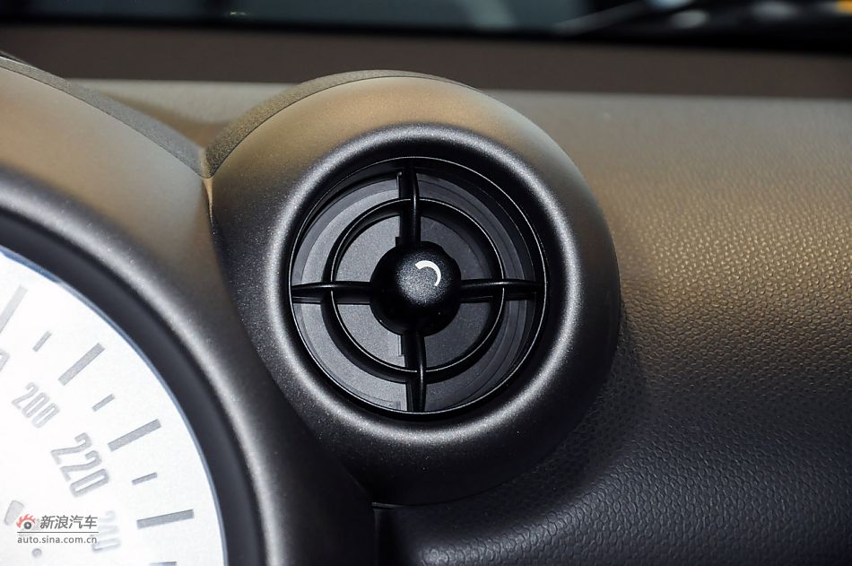 2011款MINI COUNTRYMAN实拍