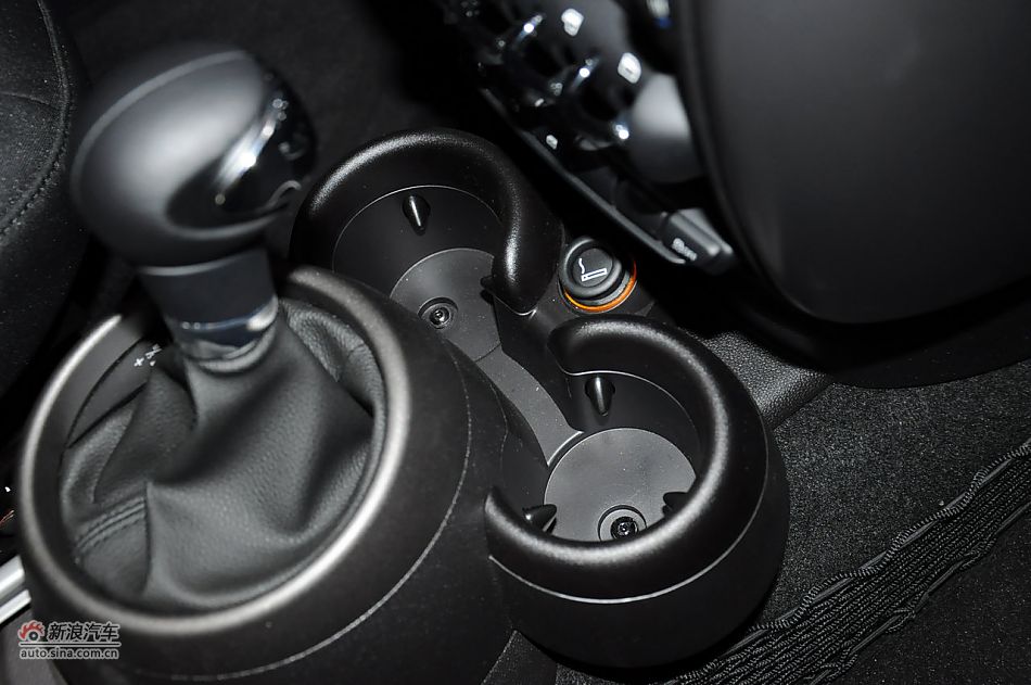 2011款MINI COUNTRYMAN实拍