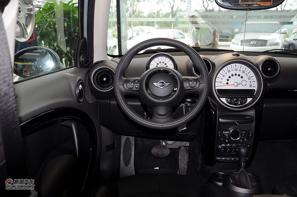 2011款MINI COUNTRYMAN实拍