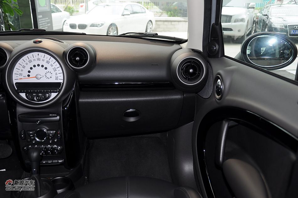 2011款MINI COUNTRYMAN实拍