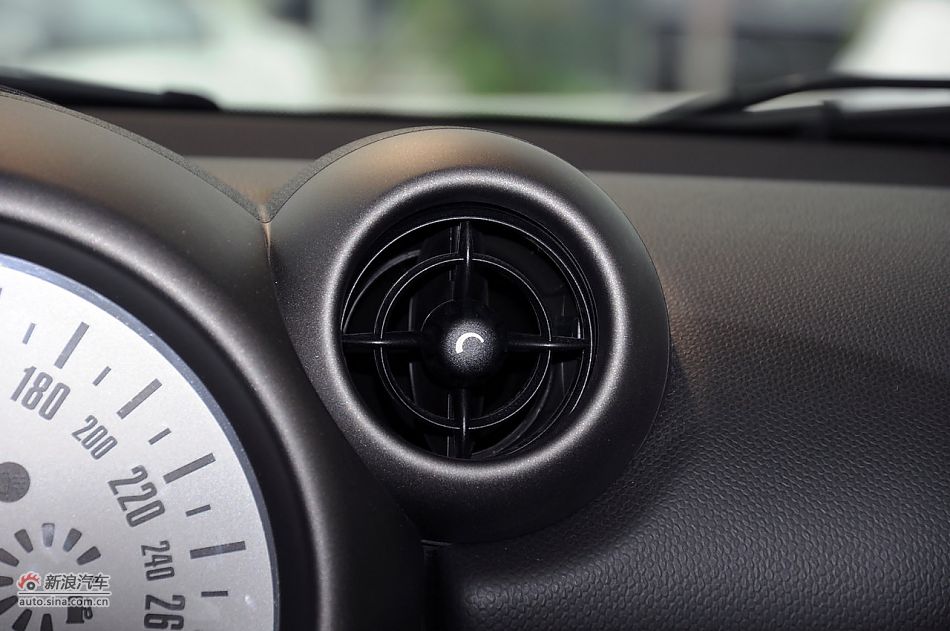 2011款MINI COUNTRYMAN实拍
