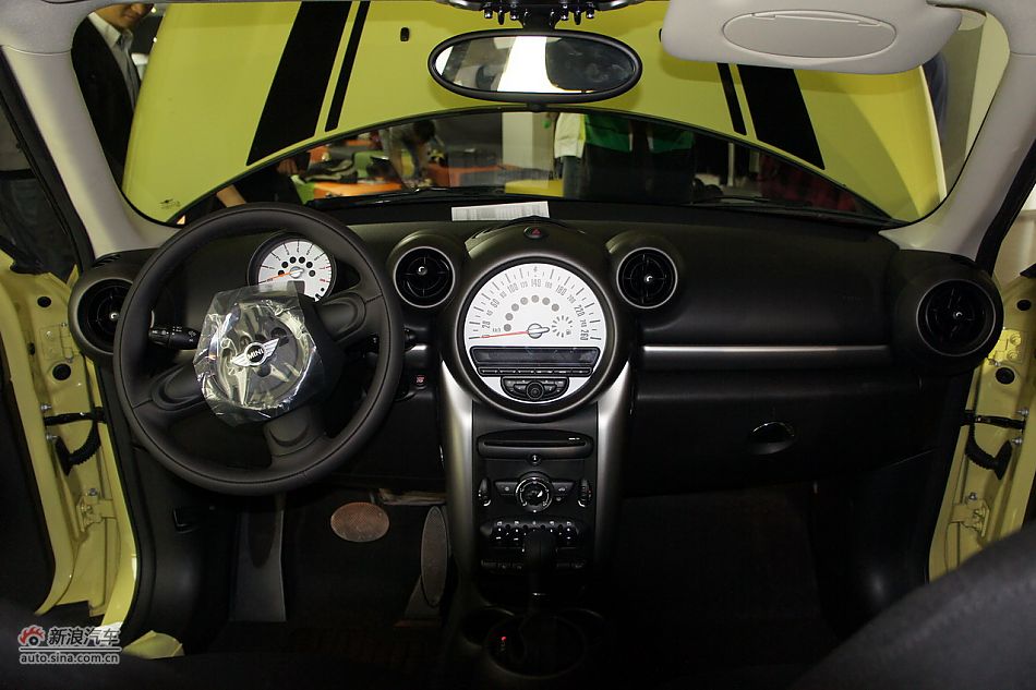 2011款MINI ONE COUNTRYMAN