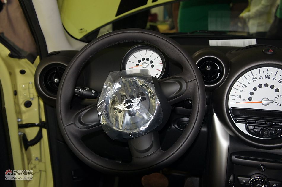 2011款MINI ONE COUNTRYMAN