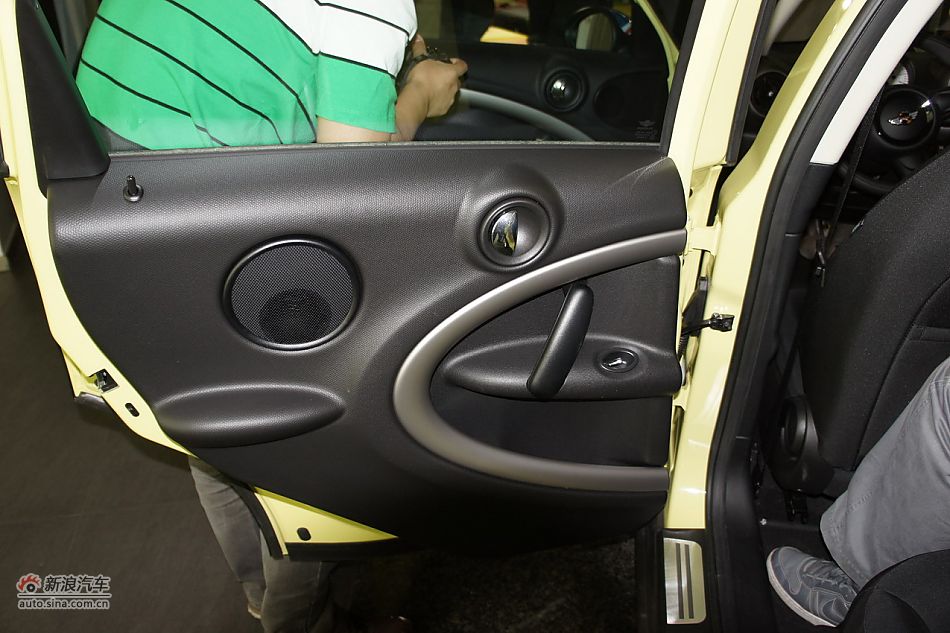 2011款MINI ONE COUNTRYMAN