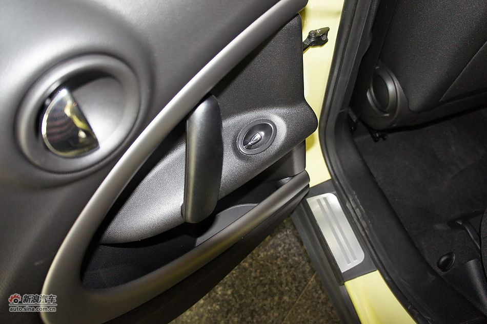 2011款MINI ONE COUNTRYMAN