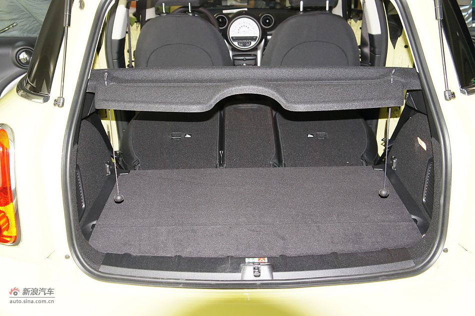 2011MINI ONE COUNTRYMAN