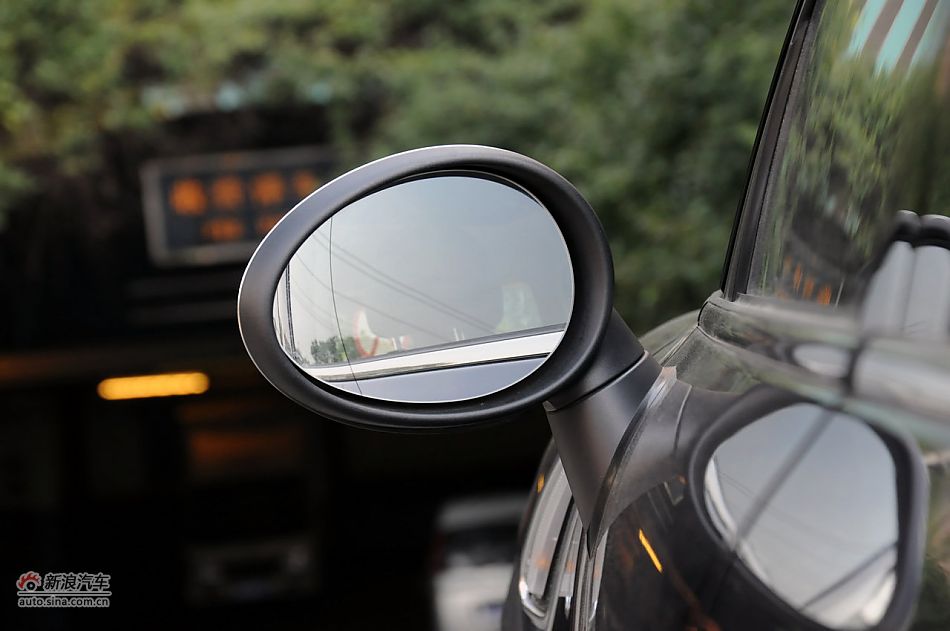 2011款MINI COUNTRYMAN实拍