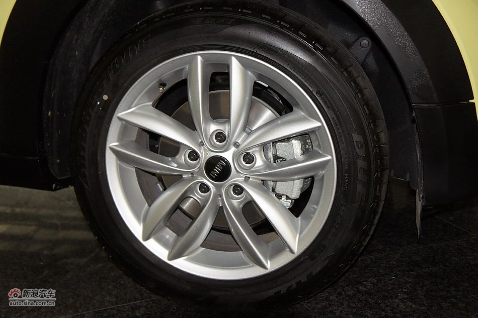 2011款MINI ONE COUNTRYMAN