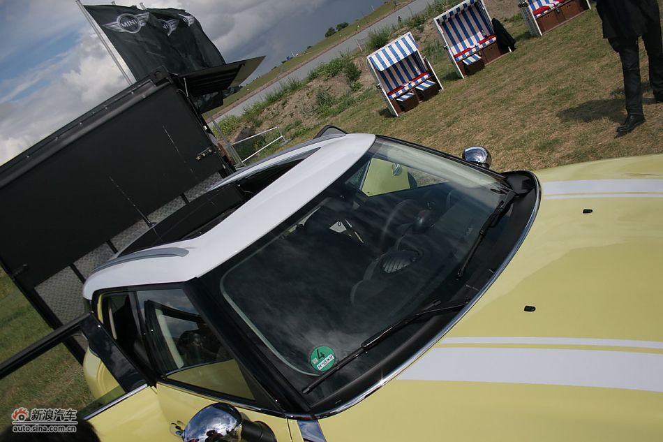 MINI Countryman特装车款外观