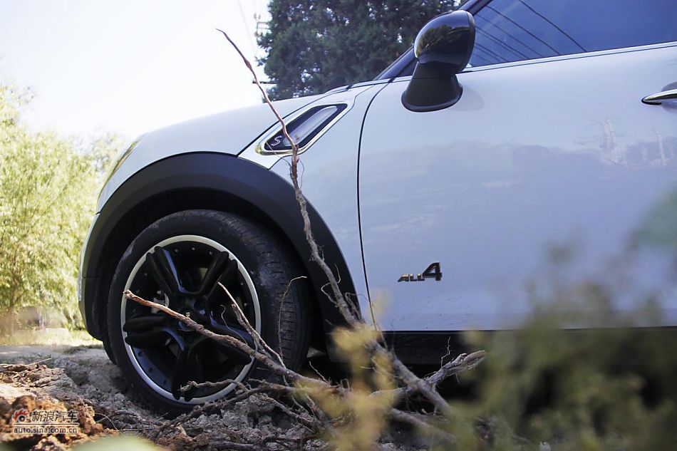 MINI COUNTRYMAN ALL4轻度越野测试