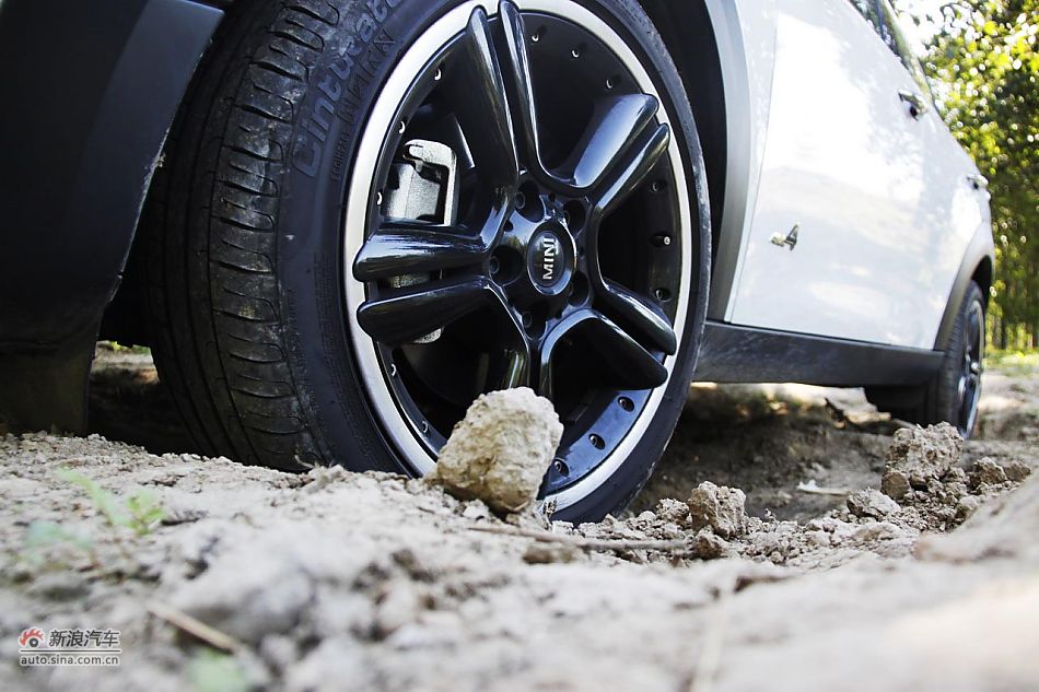 MINI COUNTRYMAN ALL4轻度越野测试