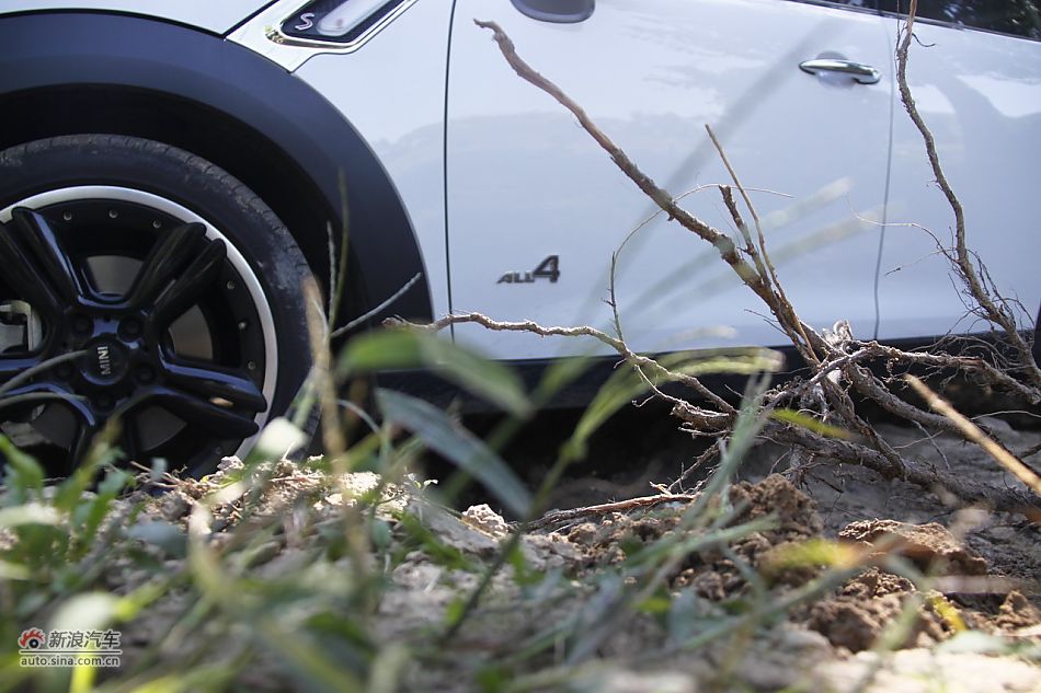 MINI COUNTRYMAN ALL4轻度越野测试