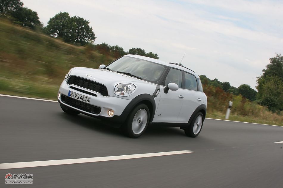 MINI Countryman公路动态