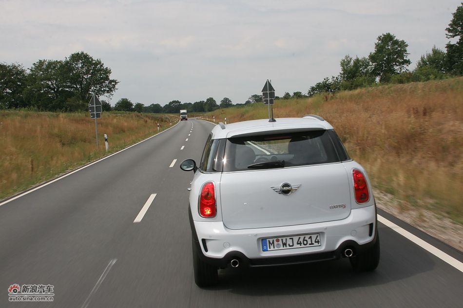 MINI Countryman公路动态