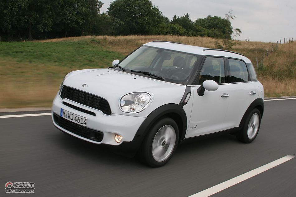 MINI Countryman公路动态