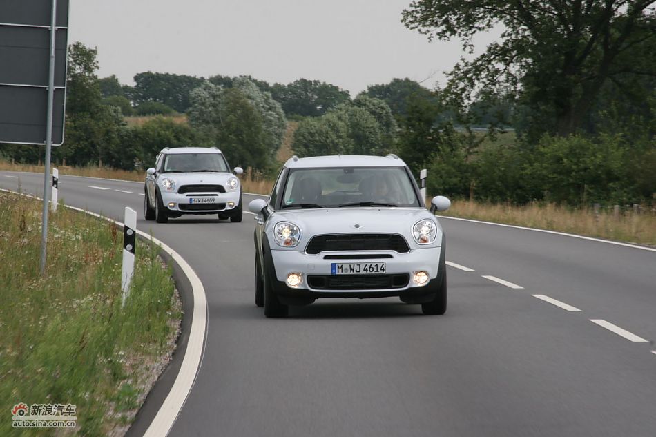 MINI Countryman公路动态