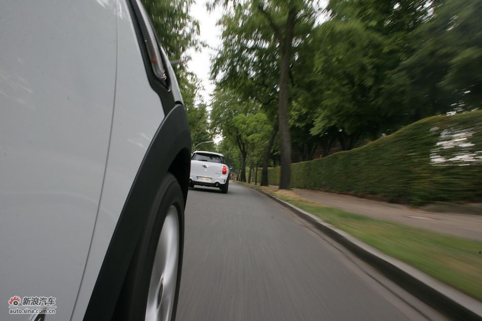 MINI Countryman公路动态