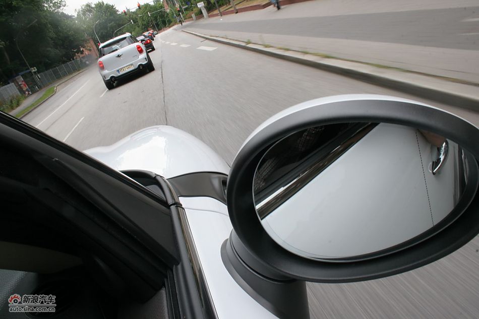 MINI Countryman公路动态