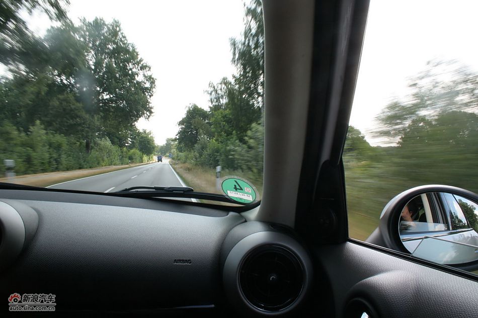 MINI Countryman公路动态