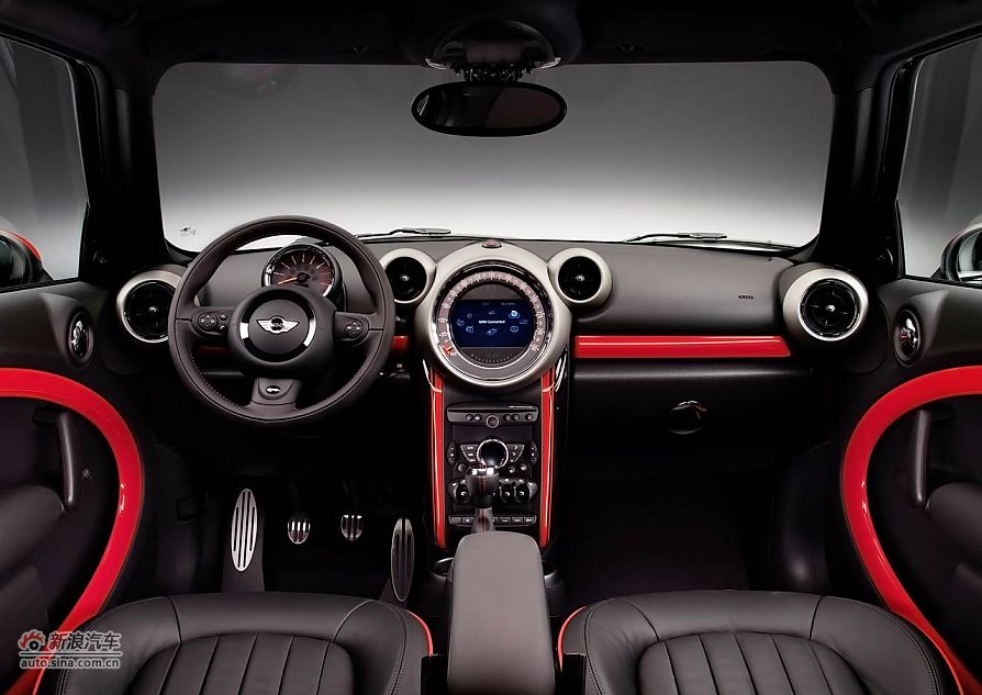 2013MINI JCW COUNTRYMAN