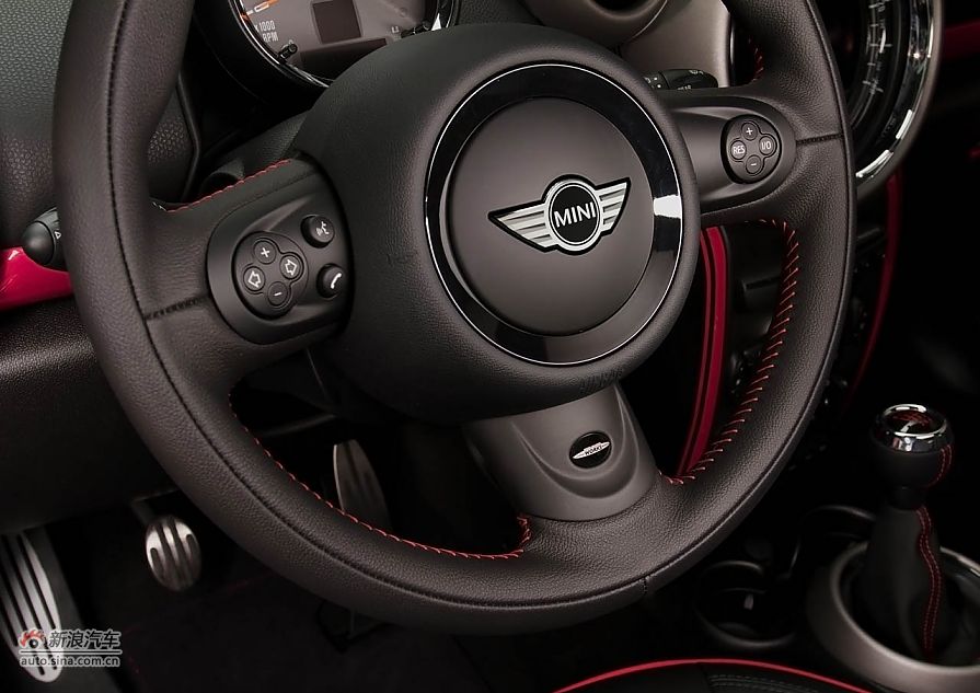 2013MINI JCW COUNTRYMAN
