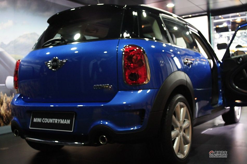 MINI COUNTRYMAN