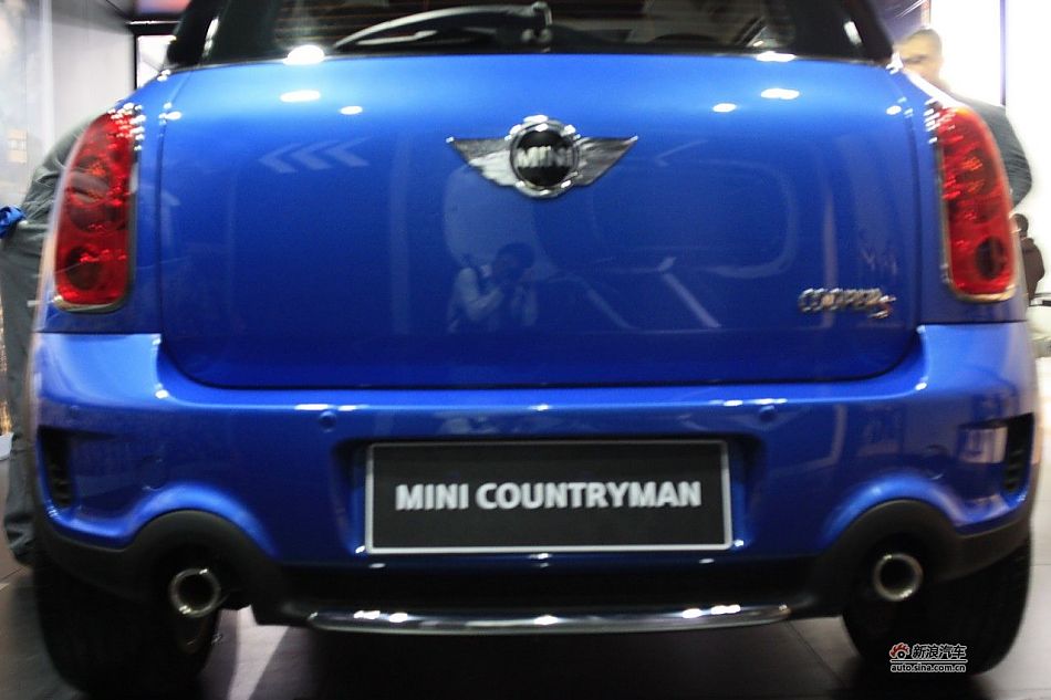 MINI COUNTRYMAN