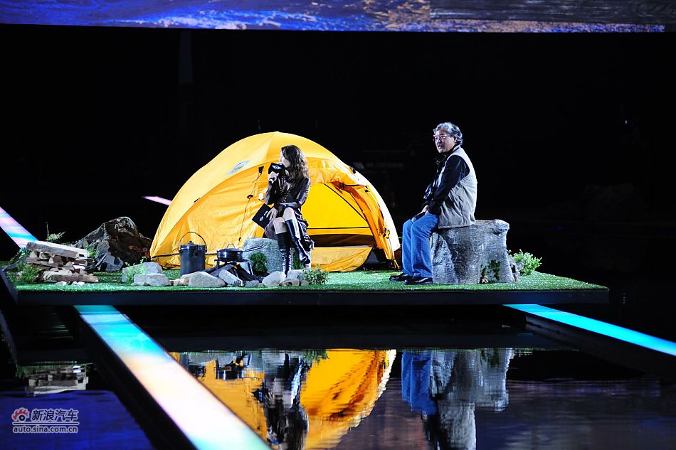 MINI Countryman上市现场 采访国家地理著名摄影师麦克山下